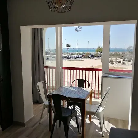 Apartment Albatros, Delta Muga *
