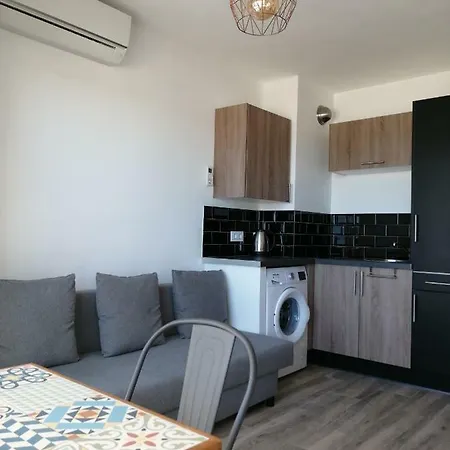 Albatros, Delta Muga Apartment Empuriabrava