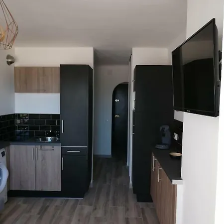 Apartment Albatros, Delta Muga *