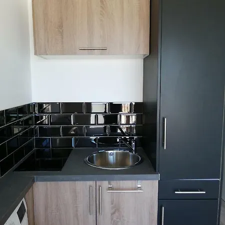 Albatros, Delta Muga Apartment *